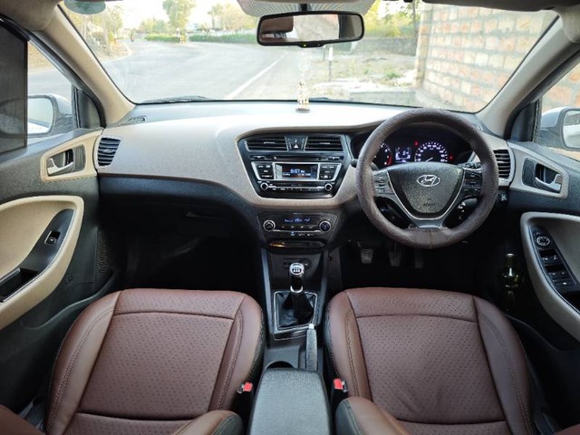 Hyundai i20 Sportz 1.2 Second-hand 2014 Hyundai i20 Sportz 1.2 for sale in Rajkot-4