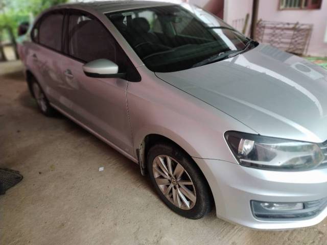 https://images10.gaadi.com/usedgaadi-sellcar/UsedCar/c7284f1d-57ae-418b-b059-569d400cb338/92b69bc9-c235-4a54-9d25-9045f8d2720a.jpg?imwidth=6400