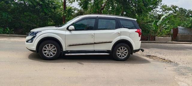 https://images10.gaadi.com/usedgaadi-sellcar/UsedCar/c7370d76-596a-4d1c-a4dc-7966f6ec21e5/98311bea-5167-4a71-b71e-6cc43680e37b.jpg?imwidth=6402