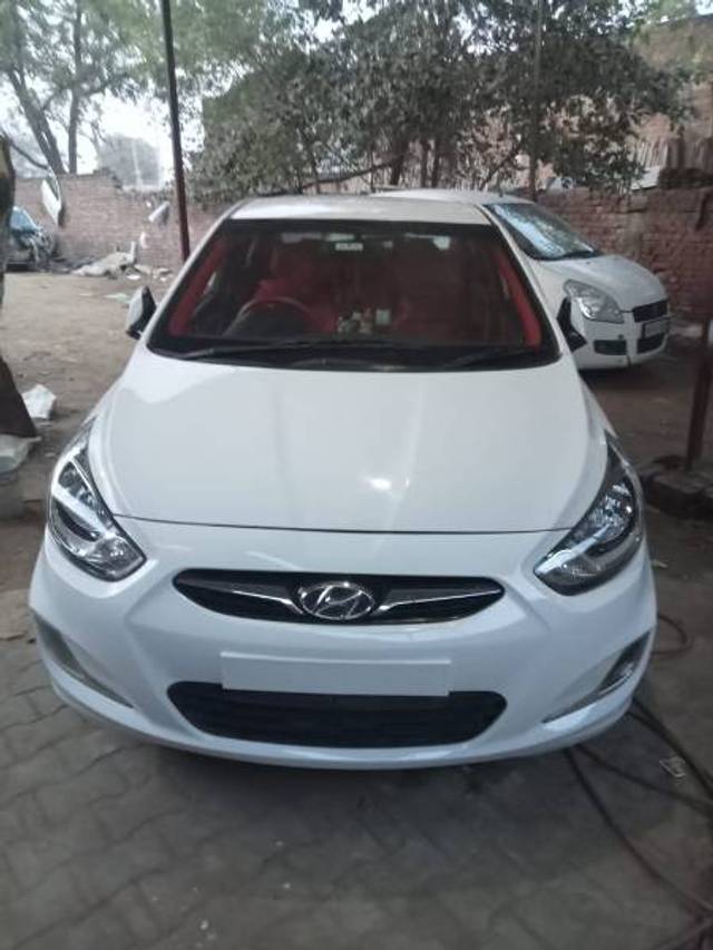 https://images10.gaadi.com/usedgaadi-sellcar/UsedCar/c767f8e3-cb79-4c91-baf0-224ad2b771ce/5d16e1b2-2277-4911-853d-d1933e75600c.jpg?imwidth=6400