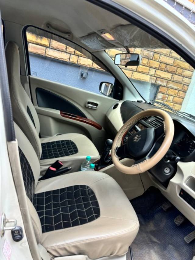 https://images10.gaadi.com/usedgaadi-sellcar/UsedCar/c7900429-eade-486b-b4d6-6eb20eb623c0/3de294d9-c50f-4f29-8743-895a71278acc.jpeg?imwidth=6402