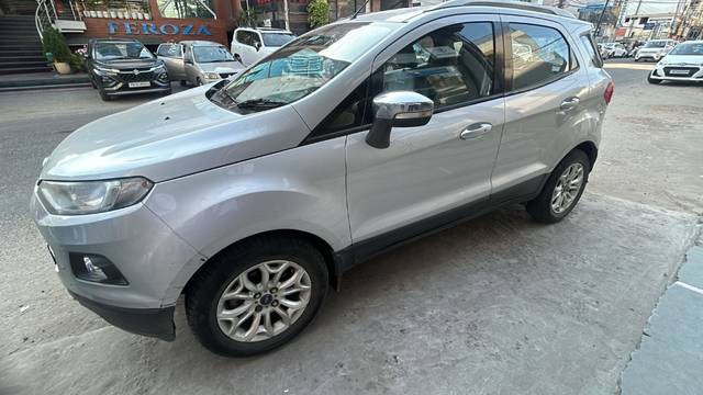 https://images10.gaadi.com/usedgaadi-sellcar/UsedCar/c79baddd-53eb-4029-a1a2-979dd403f65d/35a2c042-e02a-40e8-99ae-442ff9ce420c.jpeg?imwidth=6401