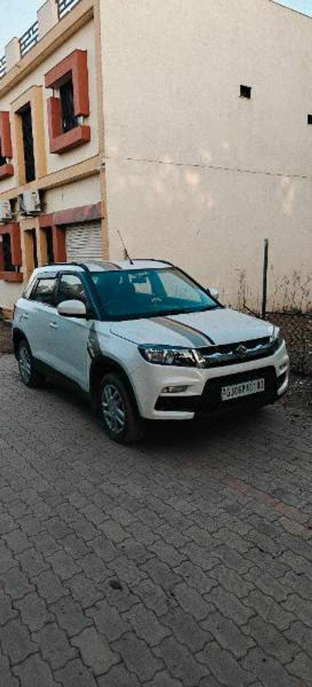 https://images10.gaadi.com/usedgaadi-sellcar/UsedCar/c7b0f871-d655-4bd3-96d5-ef1b56c6dda8/c16909a8-2a9e-4e47-8467-64f02499e8b4.jpg?imwidth=6400