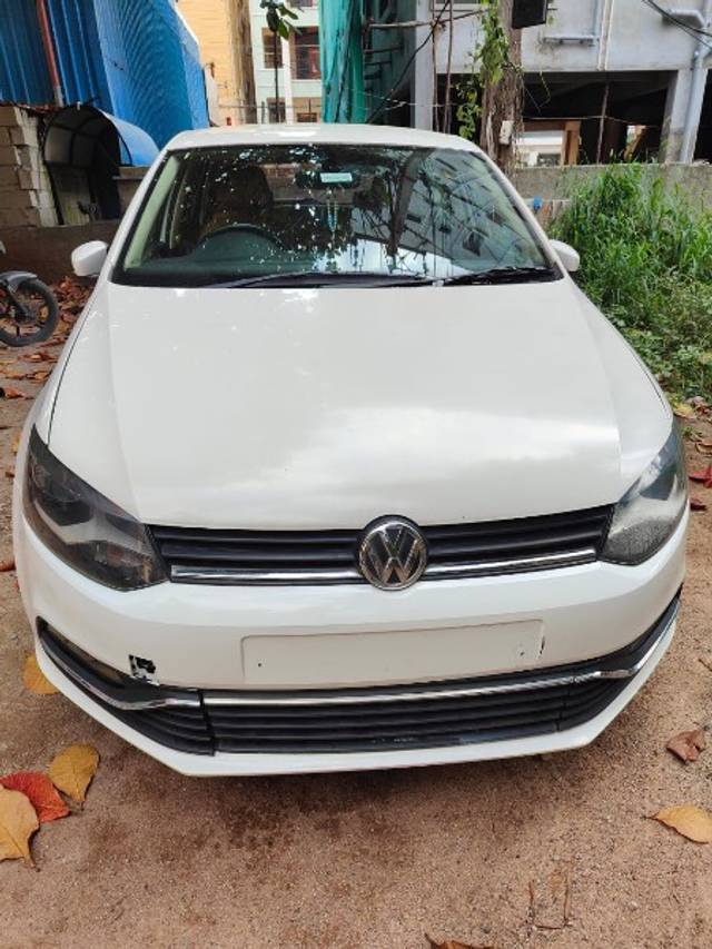 https://images10.gaadi.com/usedgaadi-sellcar/UsedCar/c7ca6883-f4a0-4ef5-865c-86e62d005c17/72b77664-8602-4342-9abd-d58a3771396e.jpg?imwidth=6400