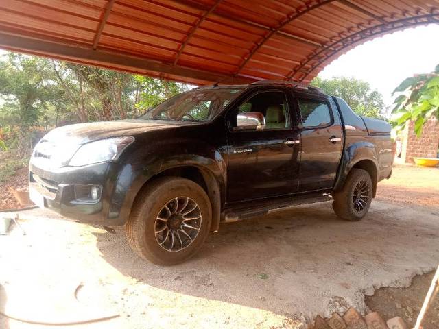 https://images10.gaadi.com/usedgaadi-sellcar/UsedCar/c7d6a3de-5a49-4d5f-8148-cd8821e081f6/6d5664a7-9a0e-40a1-bd28-233702e6ac80.jpg?imwidth=6402