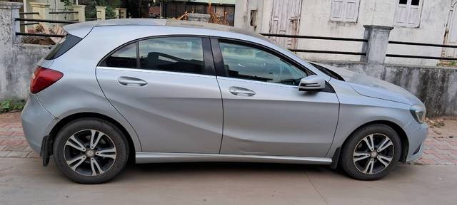 https://images10.gaadi.com/usedgaadi-sellcar/UsedCar/c7daa200-73e5-42f7-83f8-d72ccca7b1e7/9f605ee5-124c-48b7-b13f-c4faf1622536.jpg?imwidth=6401