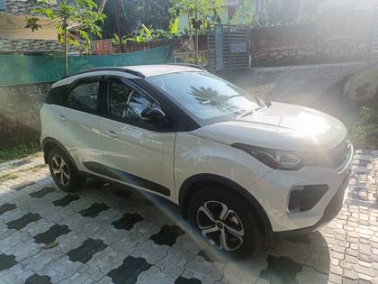Tata Nexon XZA Plus AMT Tata Nexon XZA Plus AMT