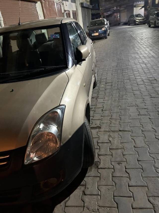 https://images10.gaadi.com/usedgaadi-sellcar/UsedCar/c893190d-11f4-458e-a59d-cc37586315ef/dffe1d2e-f781-4a17-bc37-23f162576aaa.jpeg?imwidth=6400