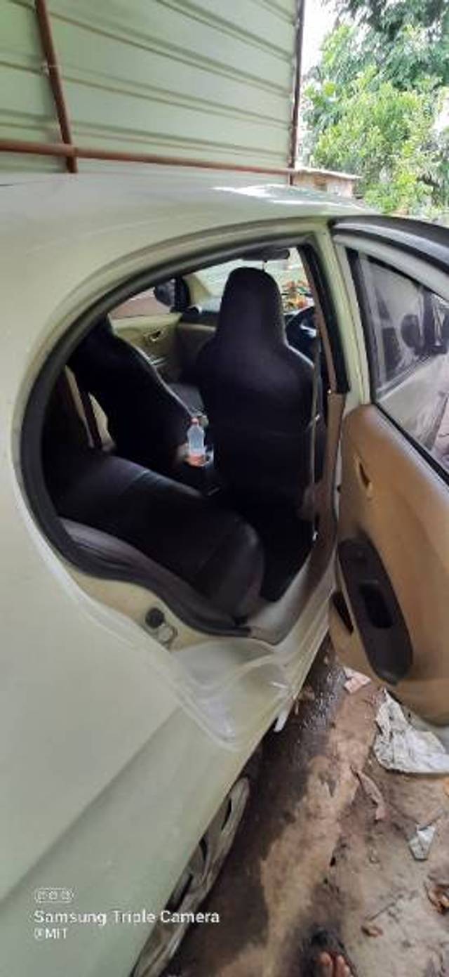 https://images10.gaadi.com/usedgaadi-sellcar/UsedCar/c8ad3ca7-cae8-4905-99ed-f37f94c33cea/c1db7753-2d82-4b4f-83f5-d27036e8cb46.jpg?imwidth=6402