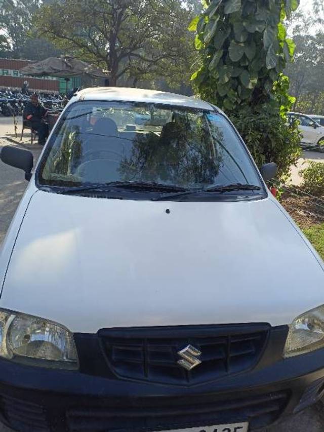 https://images10.gaadi.com/usedgaadi-sellcar/UsedCar/c93bc500-3ffe-4c13-8297-8fc2b4bfafc2/0ad2b233-2fdb-482a-8b14-d486815b1c00.jpg?imwidth=6401