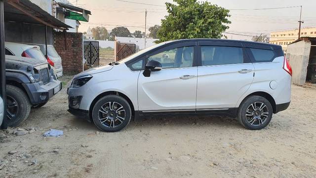 https://images10.gaadi.com/usedgaadi-sellcar/UsedCar/c9459c0d-8fc6-4e30-8670-e5b738f01de2/ec84fd96-ef24-45f0-812b-69d63bafcfa9.jpg?imwidth=6400