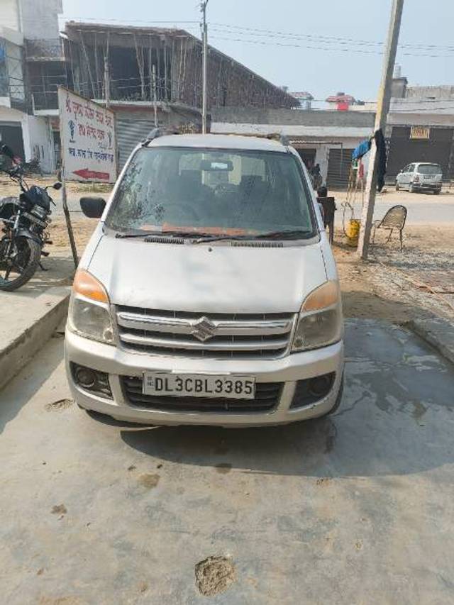 https://images10.gaadi.com/usedgaadi-sellcar/UsedCar/c95257ab-41a5-433c-9eb6-3e96e43b0c19/10da778a-1fca-4b44-9e7c-bf39750f9ca6.jpg?imwidth=6400