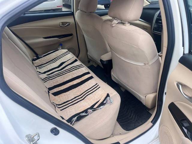 https://images10.gaadi.com/usedgaadi-sellcar/UsedCar/c9b8f685-8803-43f1-90a0-d2c266dbed40/35863f15-556f-4c5b-a9d6-fb565fe68a55.jpg?imwidth=6402