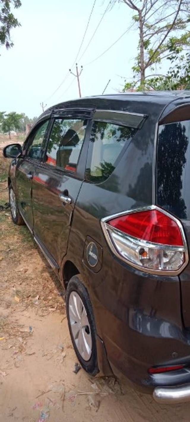 https://images10.gaadi.com/usedgaadi-sellcar/UsedCar/c9e1fe0b-8faa-45f9-952e-d54675567438/d538450f-90ca-4d30-b41d-2a469eb96560.jpg?imwidth=6401