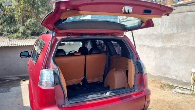 https://images10.gaadi.com/usedgaadi-sellcar/UsedCar/ca005bfa-5f18-4555-90dc-2d94d2e0fe08/c2f35409-1c94-4754-85c8-0161386a4038.jpeg?imwidth=6402