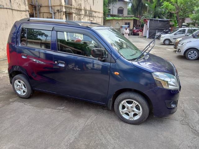 https://images10.gaadi.com/usedgaadi-sellcar/UsedCar/ca2ecda4-fd59-46d0-84cf-b9cd272ec8e0/e4c4a29e-3916-4718-8452-bea2c0c227a3.jpeg?imwidth=6400