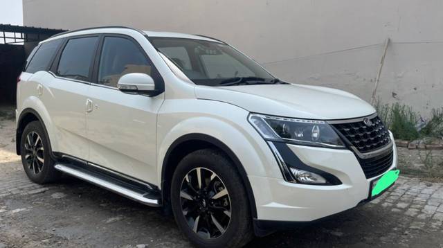 https://images10.gaadi.com/usedgaadi-sellcar/UsedCar/ca55a66d-7f78-42a7-b015-5a810520a2a1/b237d4da-ef78-4124-bdb9-20b0b1de8b29.jpeg?imwidth=6400