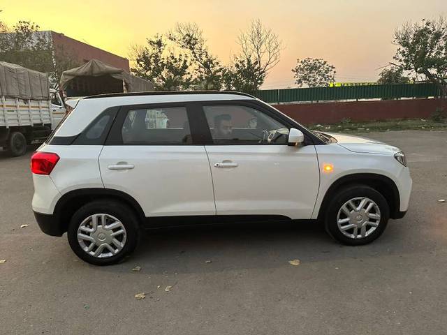 https://images10.gaadi.com/usedgaadi-sellcar/UsedCar/cac69598-9a59-4384-a709-5b31e406011b/9ad16970-f91c-4d68-8386-cb84931cc6c2.jpg?imwidth=6400