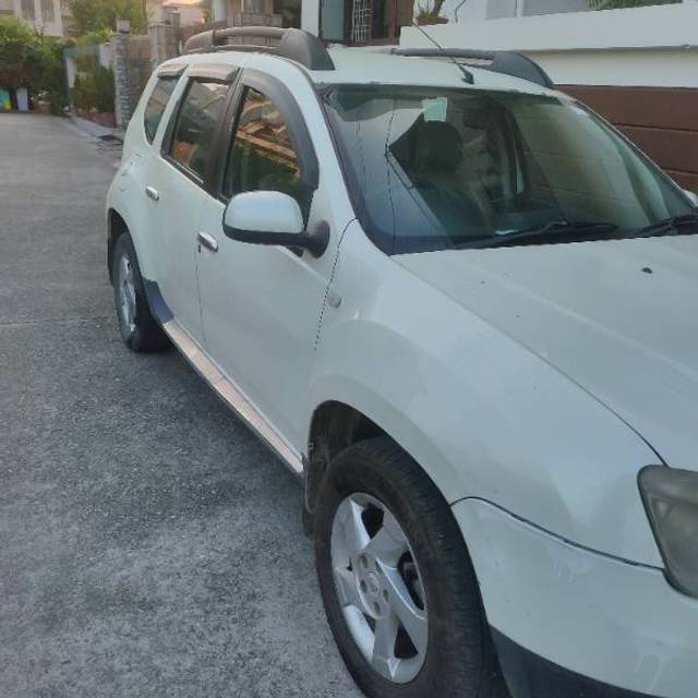 https://images10.gaadi.com/usedgaadi-sellcar/UsedCar/cacd19e5-d31d-4343-8548-38ba1965e7c6/d7f426b1-f897-4734-931a-9aaa7173bc6f.jpg?imwidth=6401