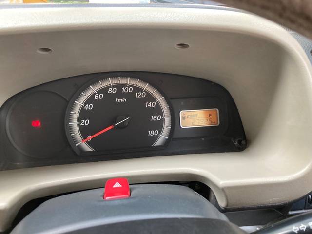 https://images10.gaadi.com/usedgaadi-sellcar/UsedCar/cade918f-b10a-492a-b610-4e3b929e87aa/153a9974-a7a8-4de8-951c-0940c2ad9f61.jpg?imwidth=6402