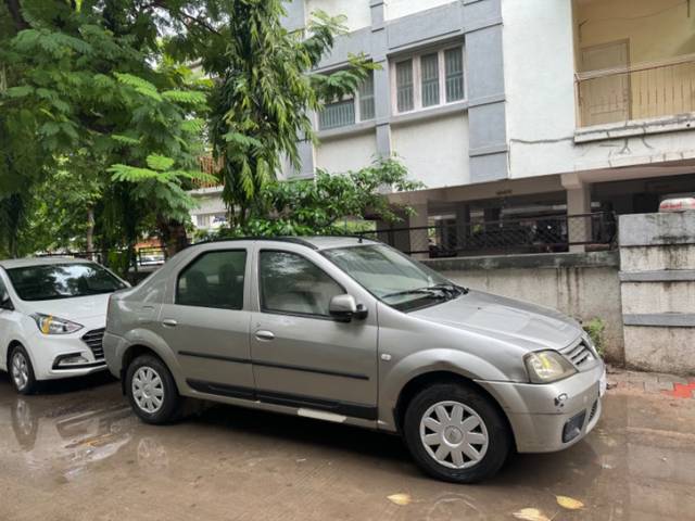 https://images10.gaadi.com/usedgaadi-sellcar/UsedCar/cb018624-d5e7-46df-ae1a-934b346813b0/a6a2e96e-f83e-4aec-895a-281a4a6cc688.jpeg?imwidth=6400