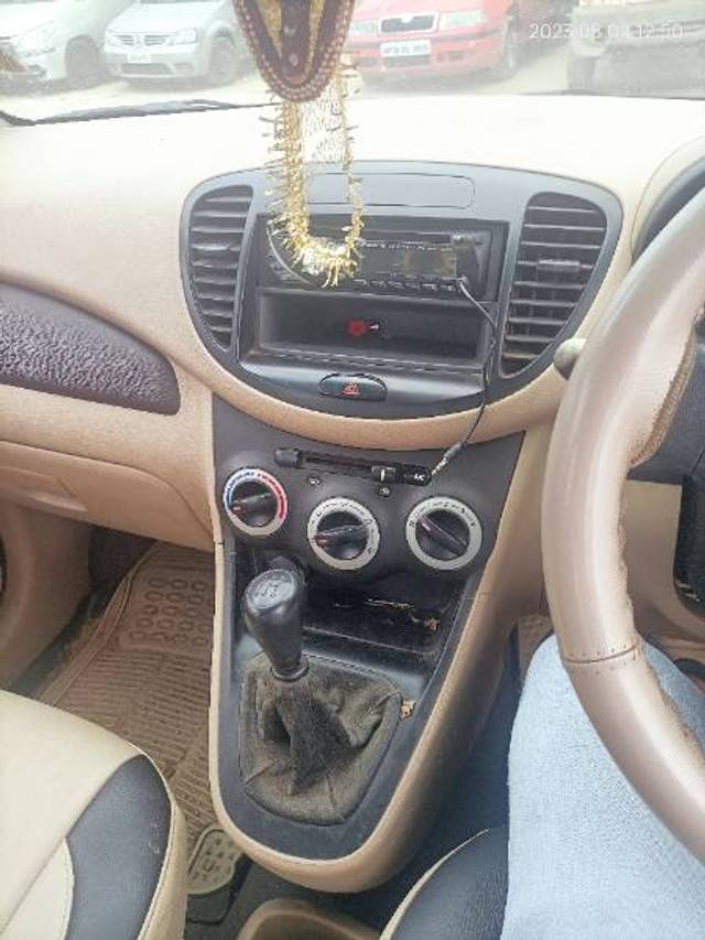 https://images10.gaadi.com/usedgaadi-sellcar/UsedCar/cb414a4f-72a0-43f4-aba3-90df3b616c22/b757665a-6200-4554-9c29-b2cf66f37c46.jpg?imwidth=6401