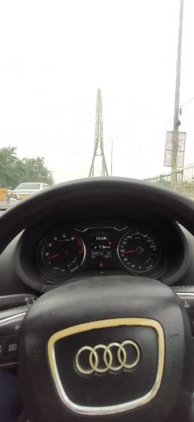https://images10.gaadi.com/usedgaadi-sellcar/UsedCar/cc04ddaa-c890-4ee8-b292-fa7647e94ec2/dc416c0c-9eca-41aa-adfb-a9df0389a8f1.jpg?imwidth=6401