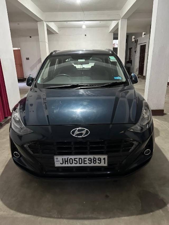 https://images10.gaadi.com/usedgaadi-sellcar/UsedCar/cc105639-3775-4abf-8073-ba6179ac6411/800a5eda-0bac-4e09-94dd-ba5a278502c3.jpeg?imwidth=6400