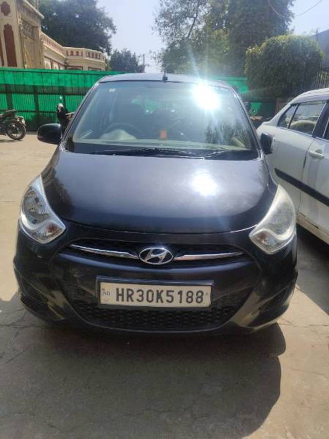 https://images10.gaadi.com/usedgaadi-sellcar/UsedCar/cc25ca1a-8d51-4c79-a90c-dd6e144a47b6/d1d2286f-8807-4eff-9079-e067ff7cd929.jpg?imwidth=6400