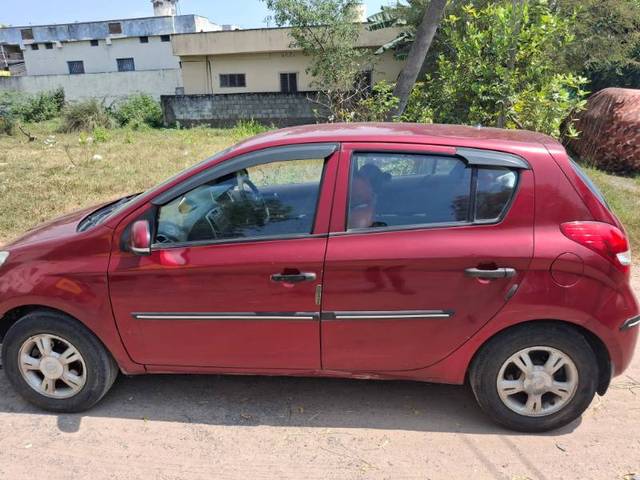 https://images10.gaadi.com/usedgaadi-sellcar/UsedCar/cc9c668b-5761-4eba-a9f7-9e74d50fc141/5c4fd81c-ed86-497f-b7b9-9d52a42d6df3.jpg?imwidth=6402