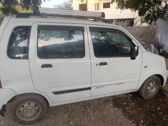 https://images10.gaadi.com/usedgaadi-sellcar/UsedCar/cd42dc01-2cda-4c08-b701-3441d54eb745/36fc9602-f599-41a0-86da-49f066ffa5e9.jpg?imwidth=6401