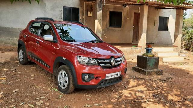 https://images10.gaadi.com/usedgaadi-sellcar/UsedCar/cd555620-265e-492a-adfa-abed1375e21b/4d6443e6-0db7-4b74-96c9-ca708e4ded24.jpg?imwidth=6401