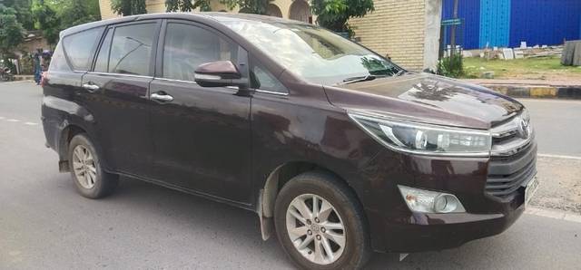 https://images10.gaadi.com/usedgaadi-sellcar/UsedCar/ce51599d-c97c-4f16-a7ac-7d22a2de0d5e/b384d7a9-400c-4e7e-8df5-964cd893cc85.jpeg?imwidth=6400