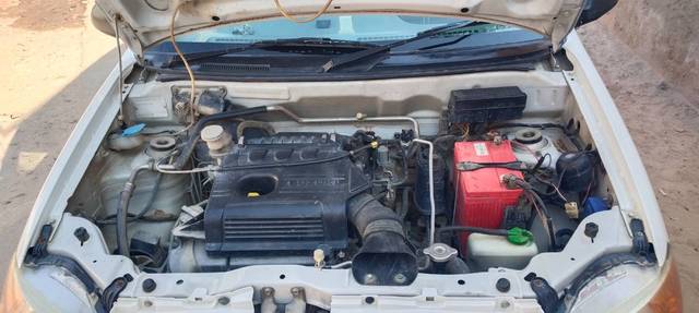 https://images10.gaadi.com/usedgaadi-sellcar/UsedCar/ce598b48-122e-45c8-aef8-907f88073bdb/f3d7f311-9871-4e0e-aae5-1c927beca824.jpg?imwidth=6402