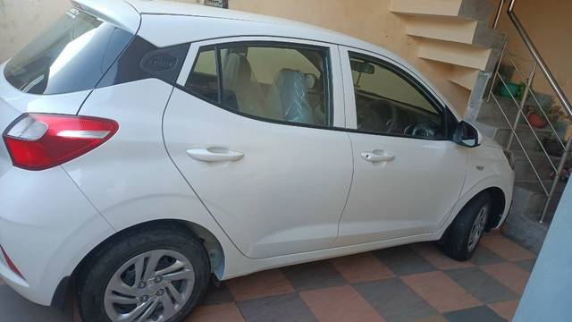 https://images10.gaadi.com/usedgaadi-sellcar/UsedCar/ce8a53ef-d934-4f3c-94d2-4635e5d14ed0/e810a013-86de-49f8-96a0-ad8a5c25433b.jpg?imwidth=6401