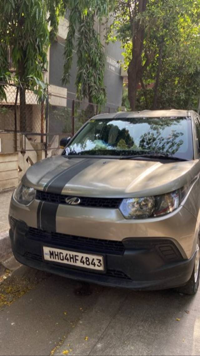 https://images10.gaadi.com/usedgaadi-sellcar/UsedCar/ce8f8bb0-d8eb-4f96-84e5-e57b4c355a6b/cb070a5f-8412-4ec3-adf1-da9d0cd6b87b.jpeg?imwidth=6401