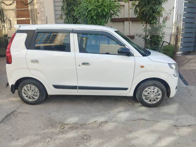 https://images10.gaadi.com/usedgaadi-sellcar/UsedCar/cec716d0-911e-445a-8266-35187ec91674/3a7b876a-db7a-444f-a8be-c2dccc12c8cc.jpg?imwidth=6401