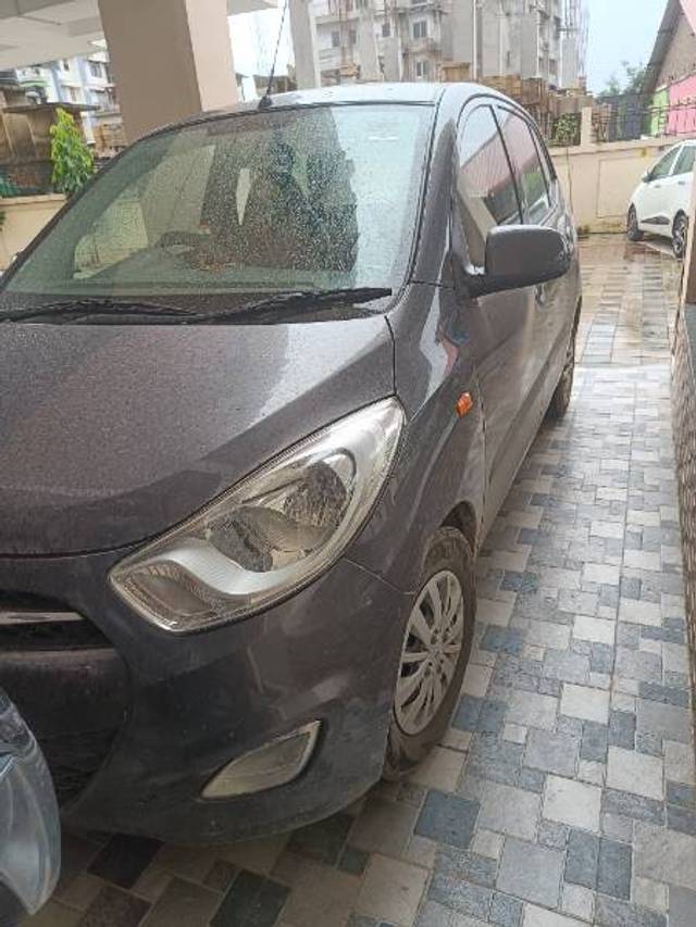 https://images10.gaadi.com/usedgaadi-sellcar/UsedCar/cec8ec85-8088-4044-b492-00131ce30bc9/19913def-2c18-45b8-be71-bcd78d1e9a9a.jpg?imwidth=6400