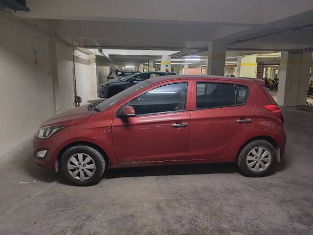 https://images10.gaadi.com/usedgaadi-sellcar/UsedCar/ced617db-b2f5-4a12-840a-5705c1a7a8b3/c264102c-126c-4dc2-b137-0d6d91939c52.jpg?imwidth=6400