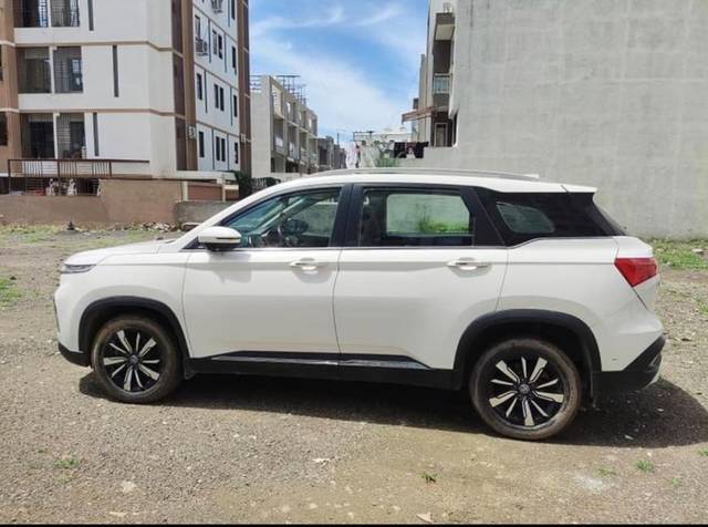 https://images10.gaadi.com/usedgaadi-sellcar/UsedCar/cf5bc6d9-ed2c-443d-a37a-bb4ef8a56bc5/9df87a88-e48a-40b9-8d9b-be086effde2a.jpeg?imwidth=6400