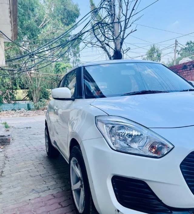 https://images10.gaadi.com/usedgaadi-sellcar/UsedCar/cf758450-1ab2-4d7c-90d7-32eb6b7334f0/96f5363a-dba8-460b-9052-8ab64dda2f76.jpeg?imwidth=6400