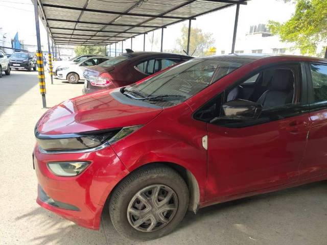 https://images10.gaadi.com/usedgaadi-sellcar/UsedCar/cf815ff0-f543-4035-a87e-74c4478bcb6e/1a8ec81c-94ac-4822-9fe3-fb35360ff52a.jpg?imwidth=6400