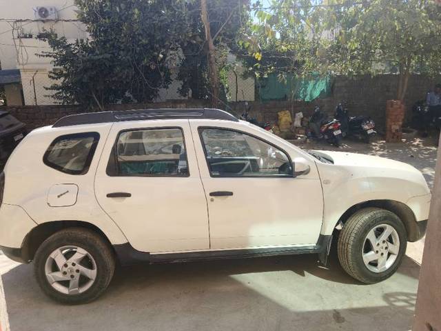 https://images10.gaadi.com/usedgaadi-sellcar/UsedCar/cf87c203-866a-4c64-91ef-02a465c3d664/3bee4f69-d5cc-455a-977a-7dbce18b79c9.jpg?imwidth=6401