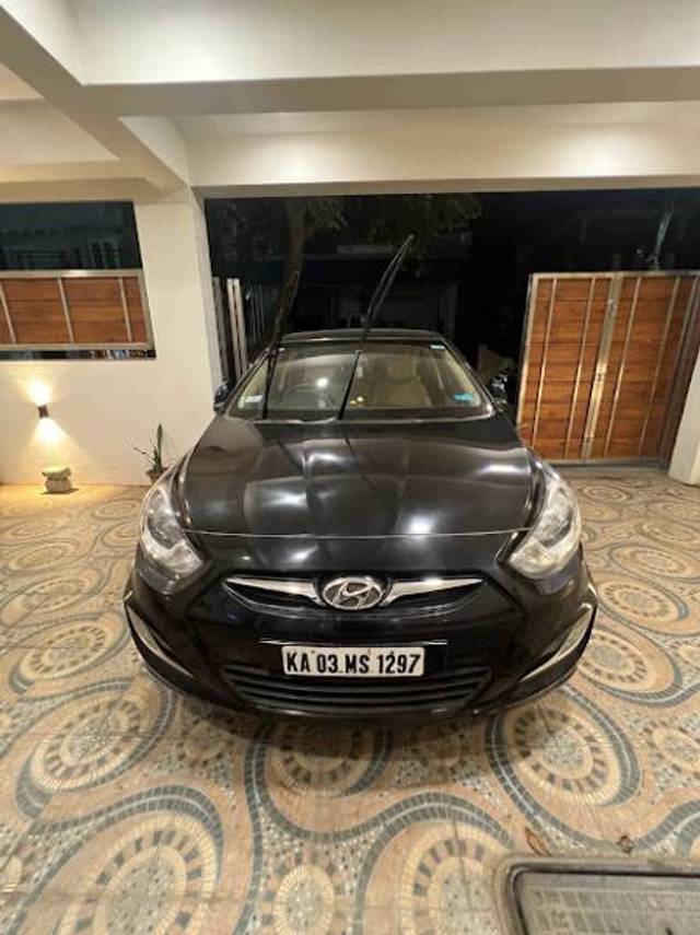 https://images10.gaadi.com/usedgaadi-sellcar/UsedCar/cf8bd351-e134-4a81-9f32-eb136940a44d/b9bfa1b4-0fb9-448f-adb5-fd22b0300fd2.jpg?imwidth=6400