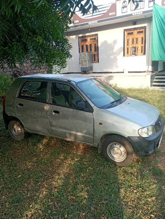 https://images10.gaadi.com/usedgaadi-sellcar/UsedCar/cf973d19-57cd-423b-a668-d2181ad07ba8/87808bda-704e-4793-ab96-a35a8887fd53.jpg?imwidth=6401