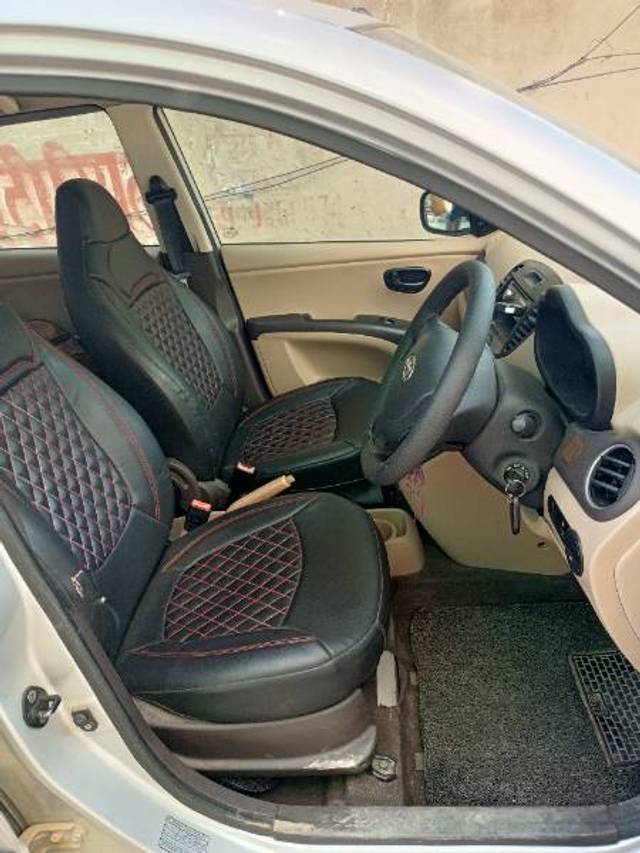 https://images10.gaadi.com/usedgaadi-sellcar/UsedCar/cf9ffa4a-de0b-4bf6-97f2-cd9c245eae16/babadc9d-1bc8-45b5-9dea-0ccb97161cc5.jpg?imwidth=6402