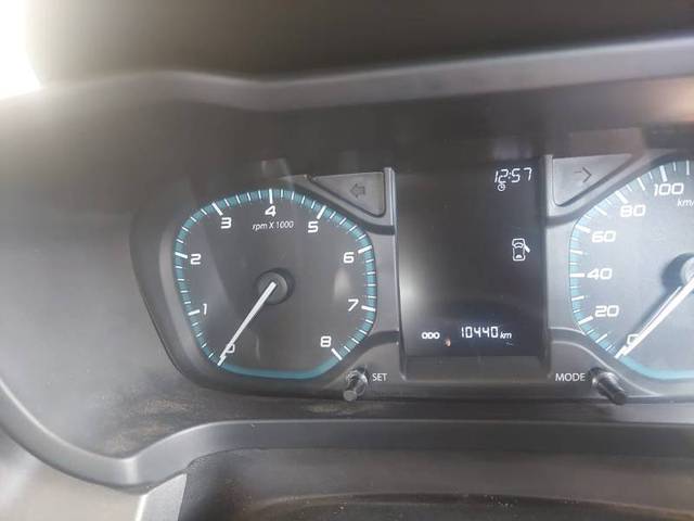 https://images10.gaadi.com/usedgaadi-sellcar/UsedCar/cfce798f-35d1-475d-9c1c-737c18e2aa83/602aa21f-233c-42a0-985c-a33936e216e4.jpg?imwidth=6402