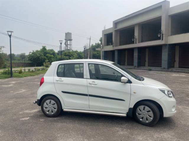 https://images10.gaadi.com/usedgaadi-sellcar/UsedCar/cfd4eeaa-8aea-4d04-a919-9b7a79901066/899efe32-9a2b-4f3e-a9a6-3f4641d33985.jpg?imwidth=6401