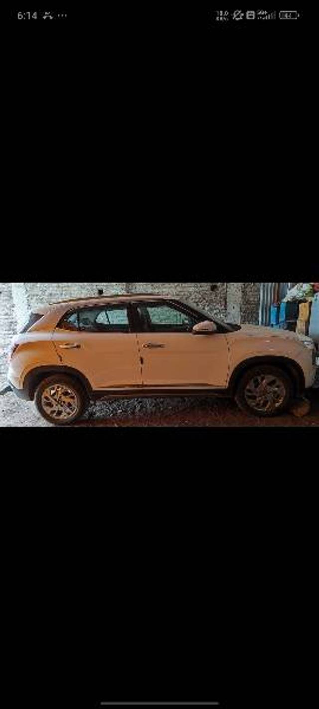 https://images10.gaadi.com/usedgaadi-sellcar/UsedCar/d07e5a0b-e956-47e5-9761-d6bb7515e8ed/4223ca07-6af9-4cfe-95f6-fb6839839098.jpg?imwidth=6402