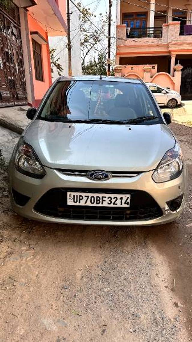 https://images10.gaadi.com/usedgaadi-sellcar/UsedCar/d08d7ade-1bc3-40e0-88f2-a2aa7a211f72/e778b846-5f07-437e-bf11-2c9359fd1e85.jpg?imwidth=6400